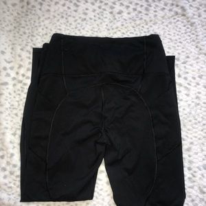 LIKE NEW Victoria Secret Knockout Leggings